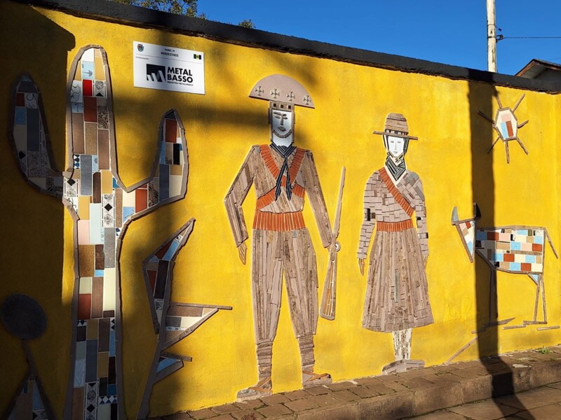 muro-sementes-e-raizes